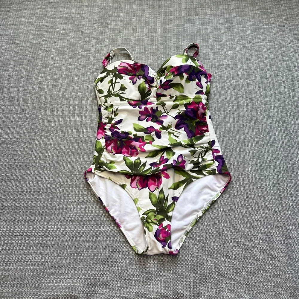 TOGS Australia Floral One Piece Swimsuit size‎ 6 Ruched Bust Tummy Control